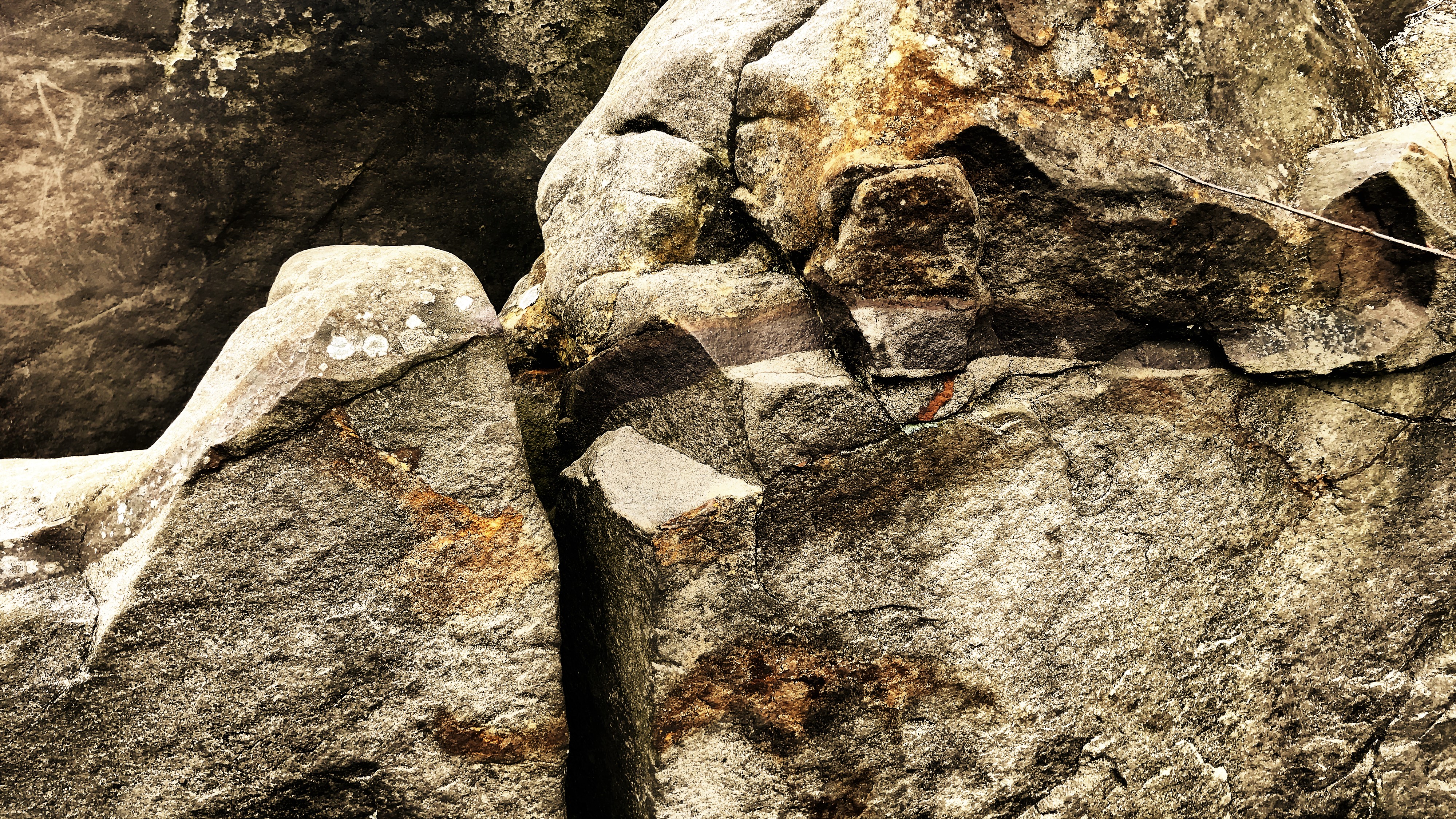 STONE 5